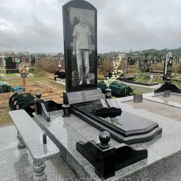 Комбінований пам`ятник на одного №9